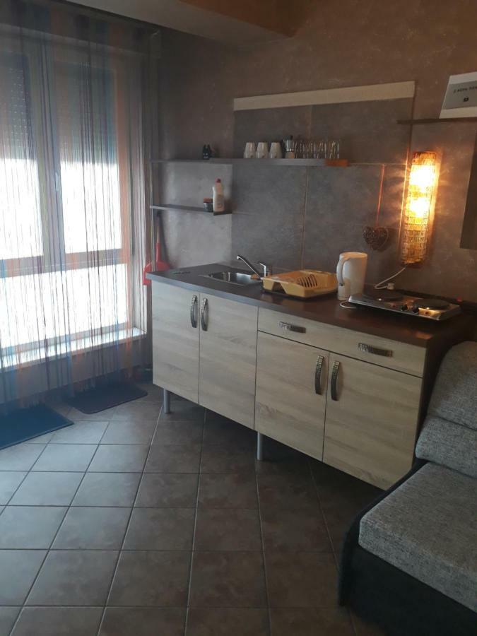 Splendor Apartman Ντέμπρετσεν Εξωτερικό φωτογραφία